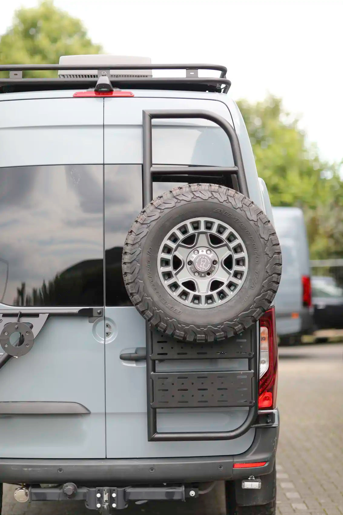 Cargo Ladder Wheel Mount - angle 2