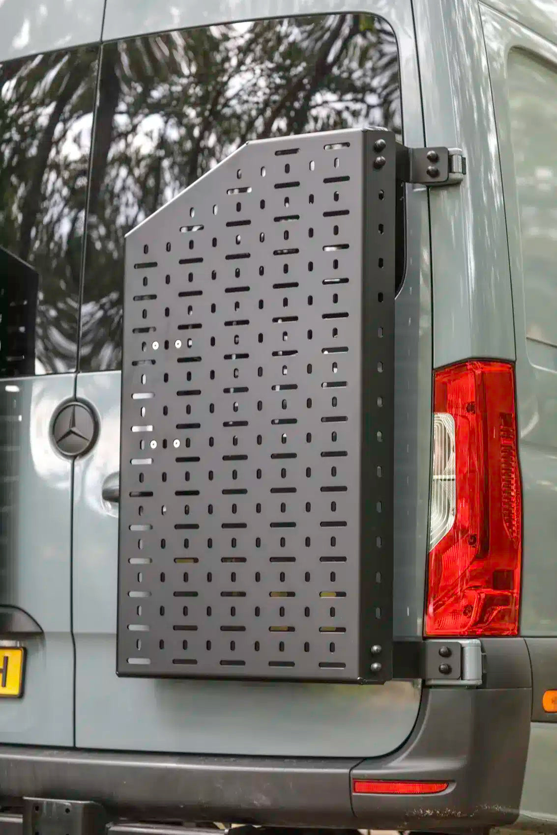 Cargo Rack Right Door - angle 6