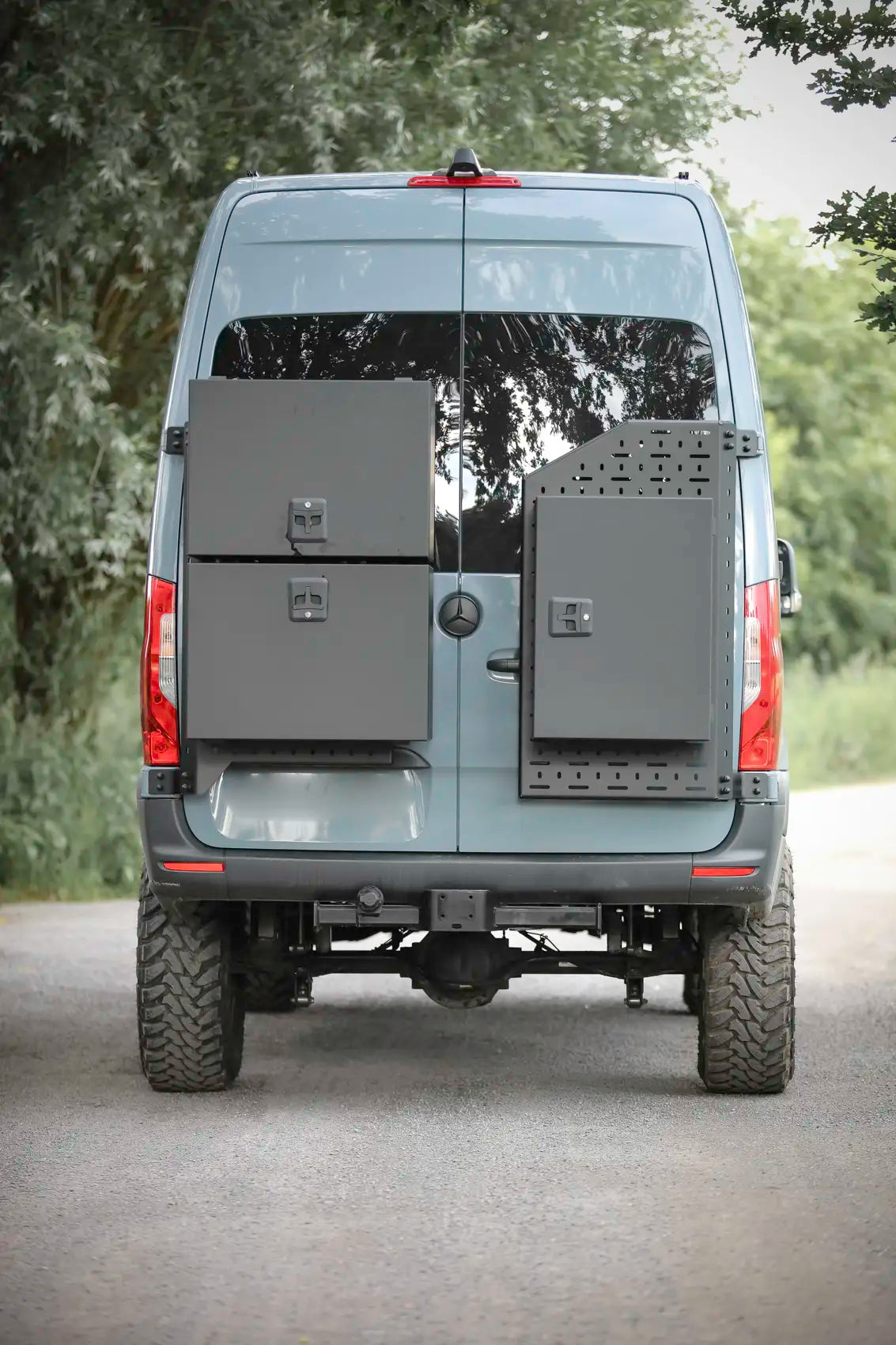 Cargo Rack Left Door - installed context 6