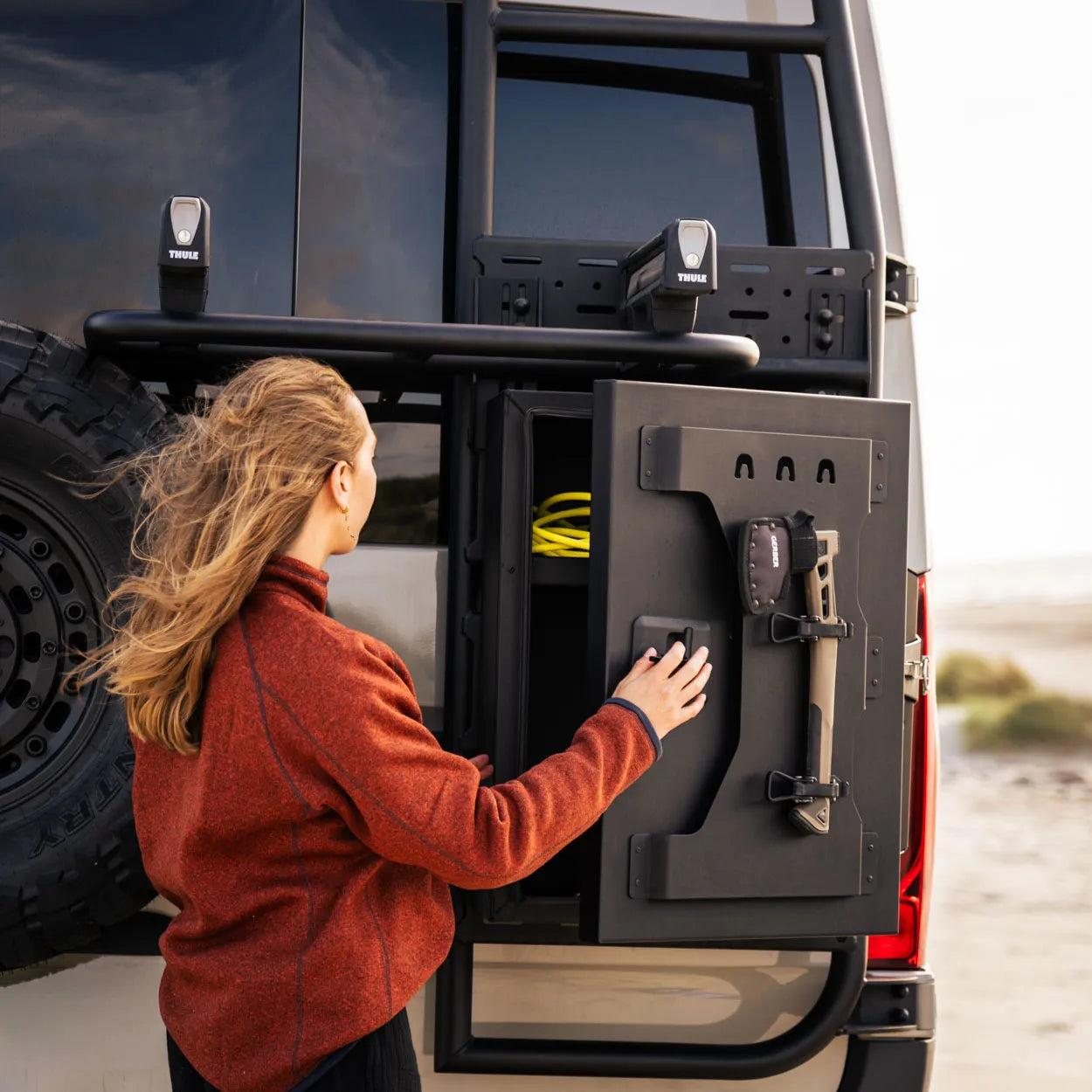Cargo Box 700 - angle 3