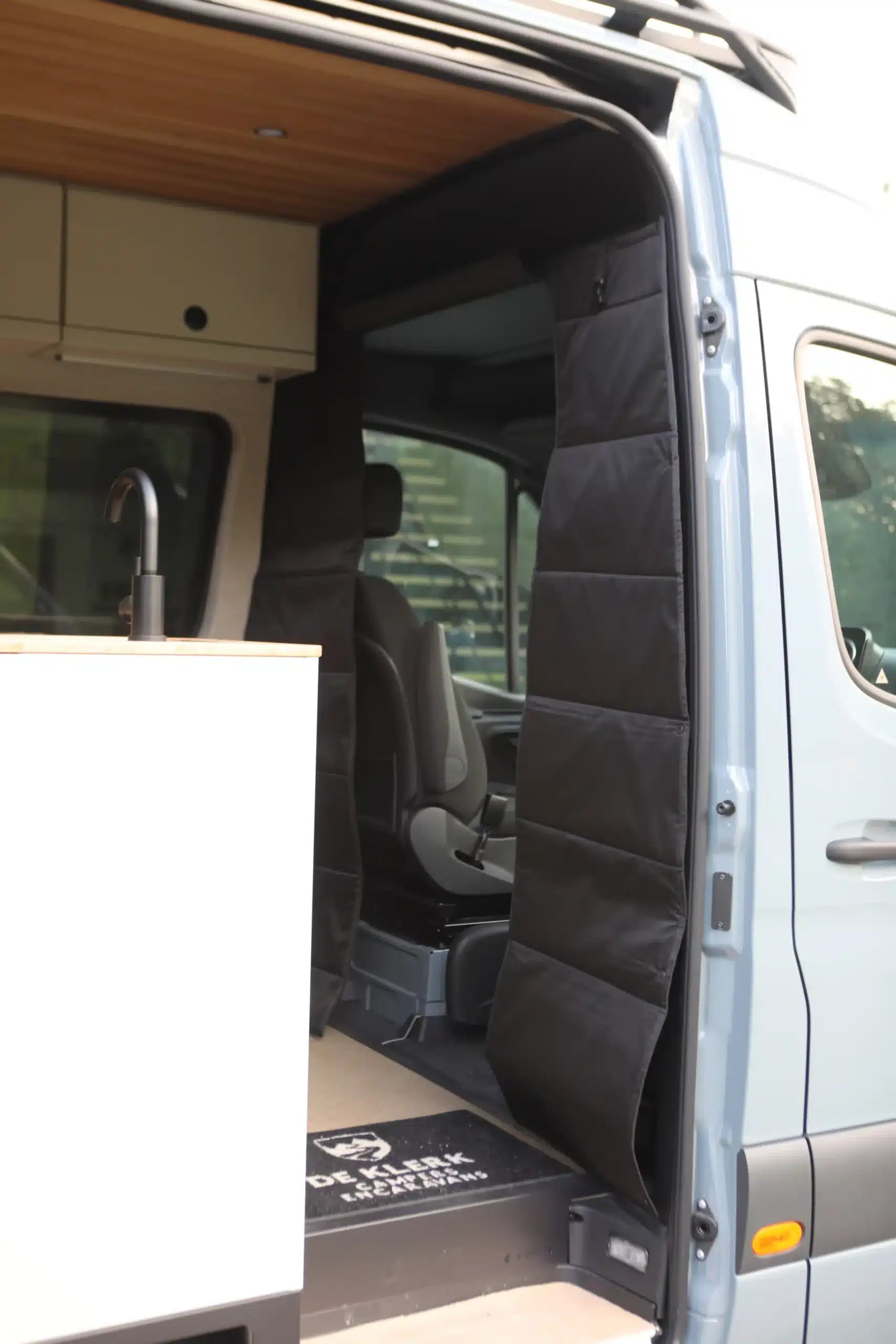 Insulated Cab Partition – Sprinter 3