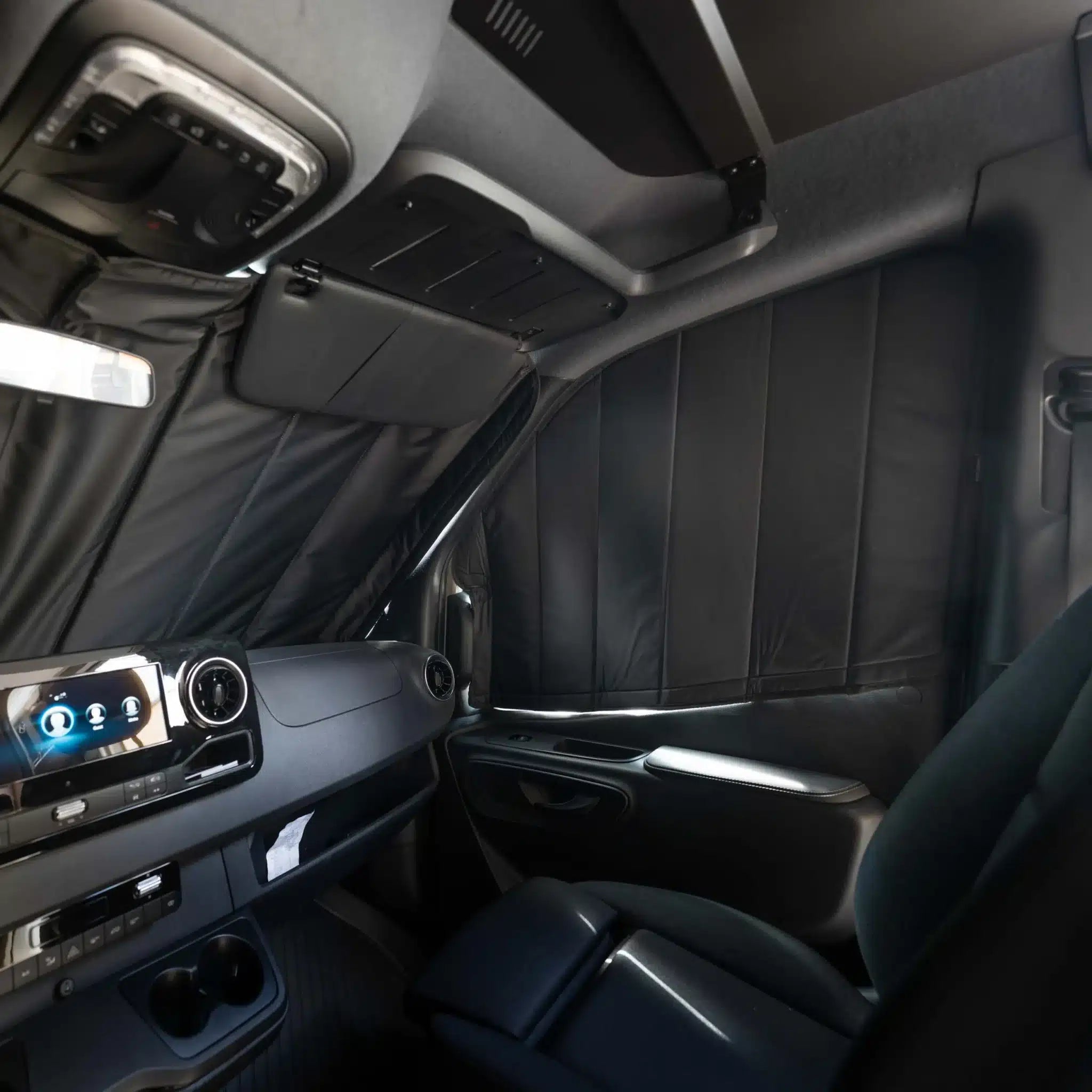 Sprinter 2018+ Insulated Windshield 6