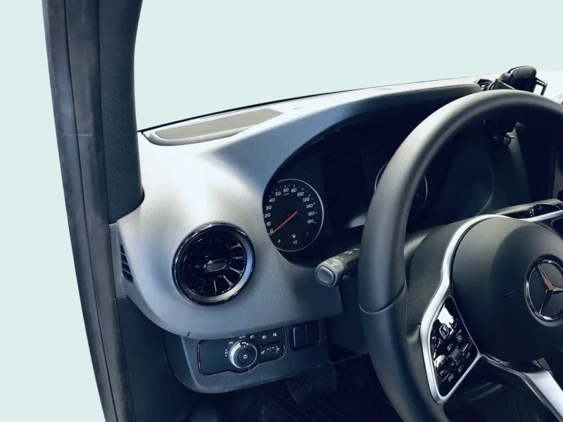 Mercedes Sprinter dashboard audio installation detail